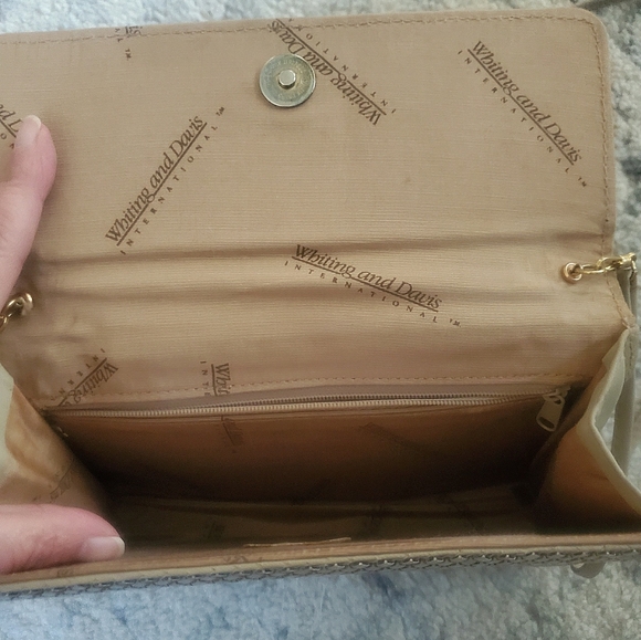 Vintage Whiting & Davis Beige Mesh Purse Clutch - Picture 3 of 6